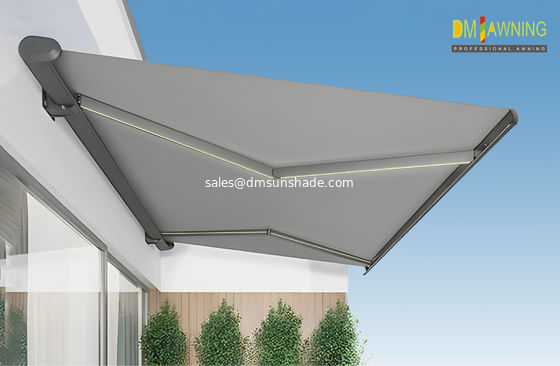 Ombrello esterno Motorizzato Tenuta leggera Ritraibile Con Luci LED Canopy giardino
