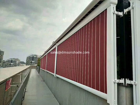 Tenda da tetto retrattile impermeabile e protezione solare per veranda retrattile